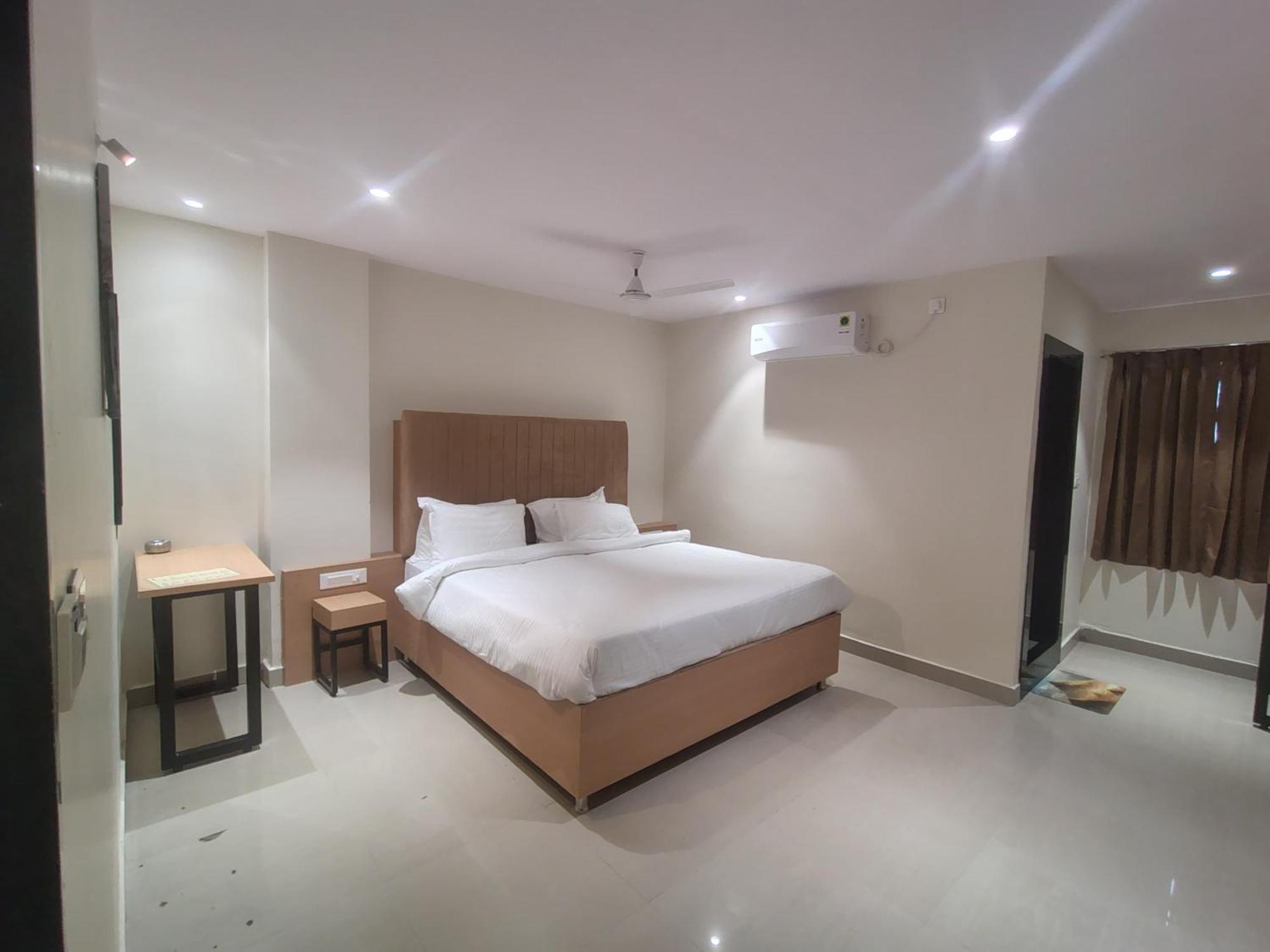 Hotel Blueearth Vizianagaram Eksteriør billede